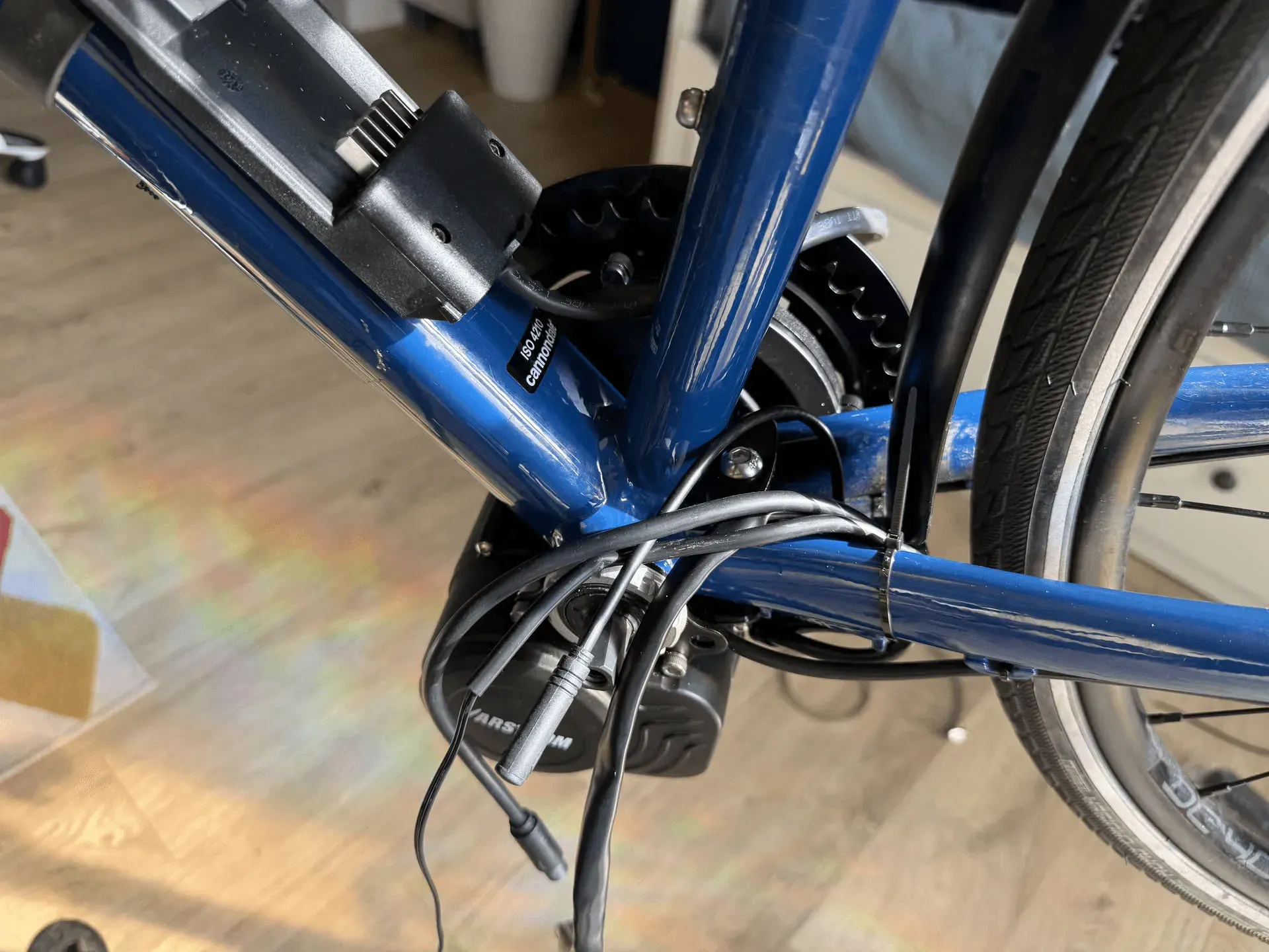 The motor installed from non-drive side